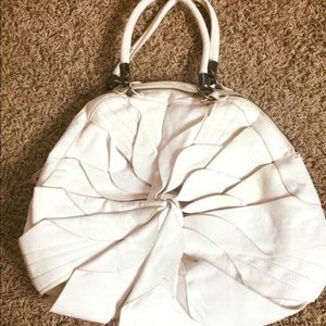 Jessica Simpson purse